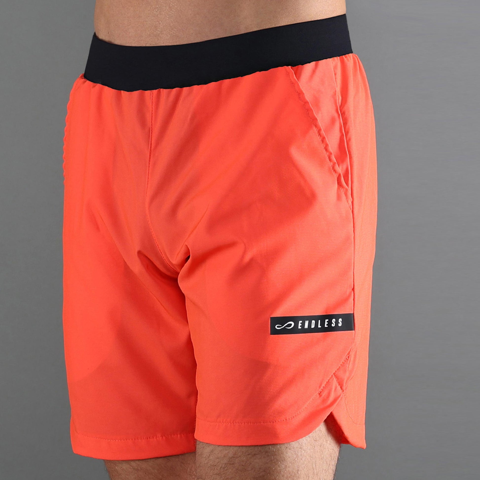 Endless Swift Shorts Herren-koralle