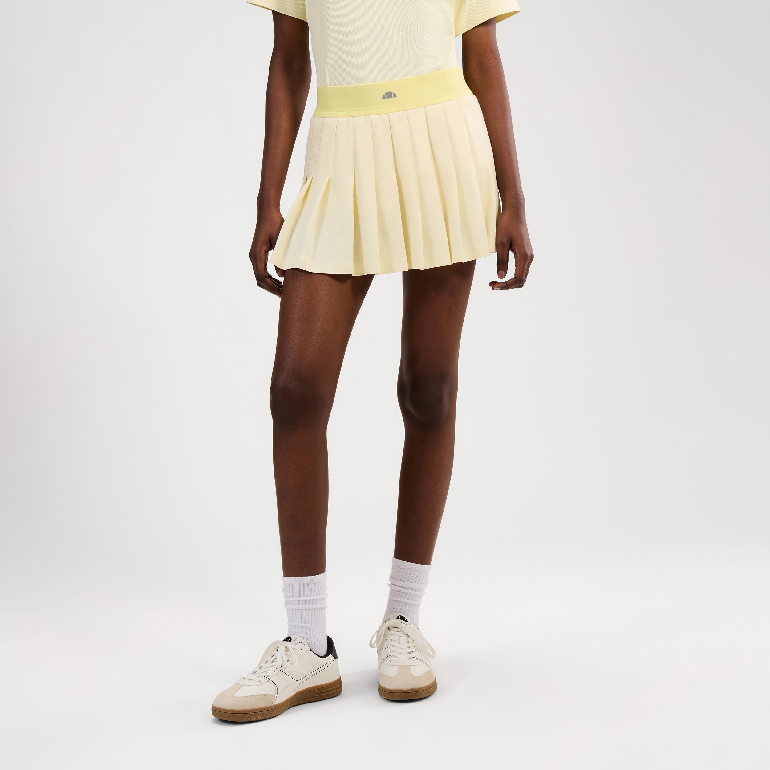 Ellesse Ortegas Shorts Damen - gelb