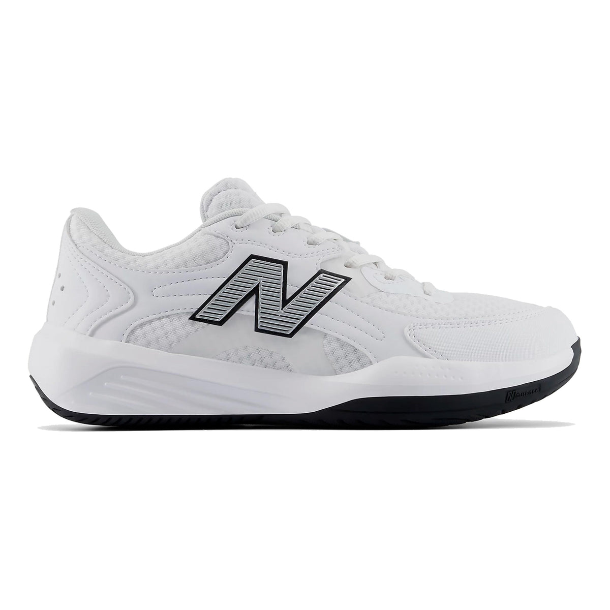 New Balance 696v7 Allcourtschuh Damen - weiß, schwarz
