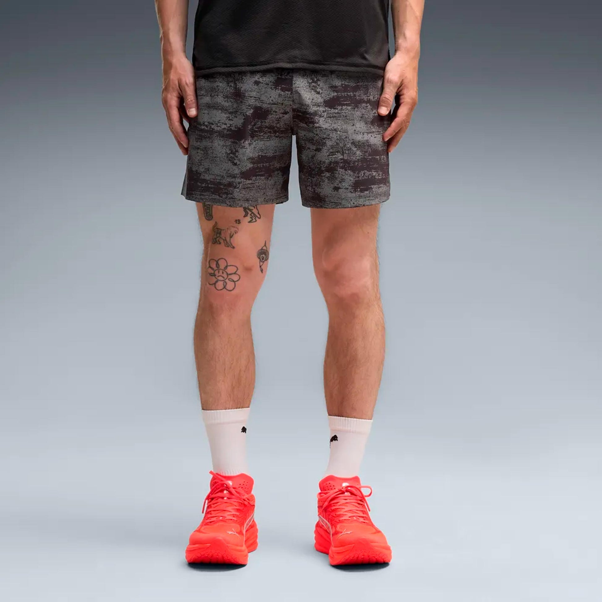Puma Dreamrun Brightstride AOP 5in  Laufshorts Herren - schwarz