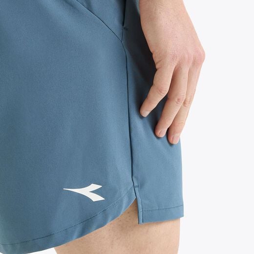 Diadora