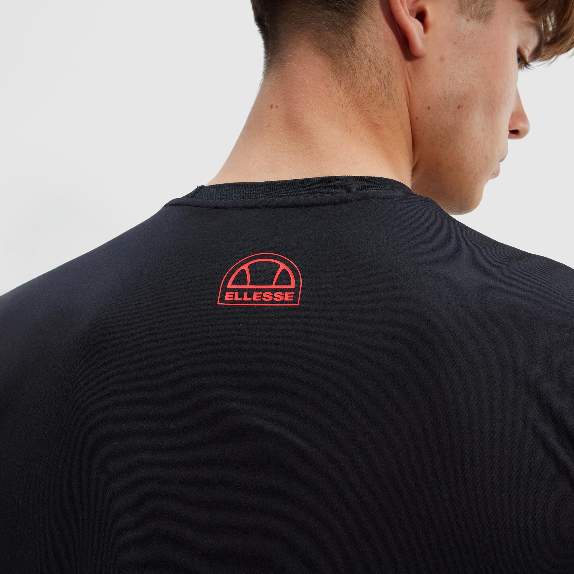 Ellesse