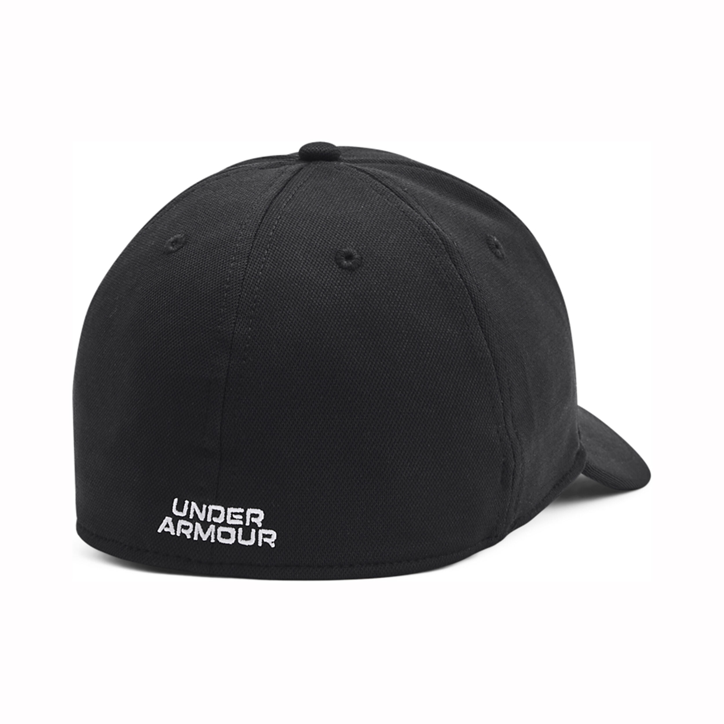 Under armour black cap 2025