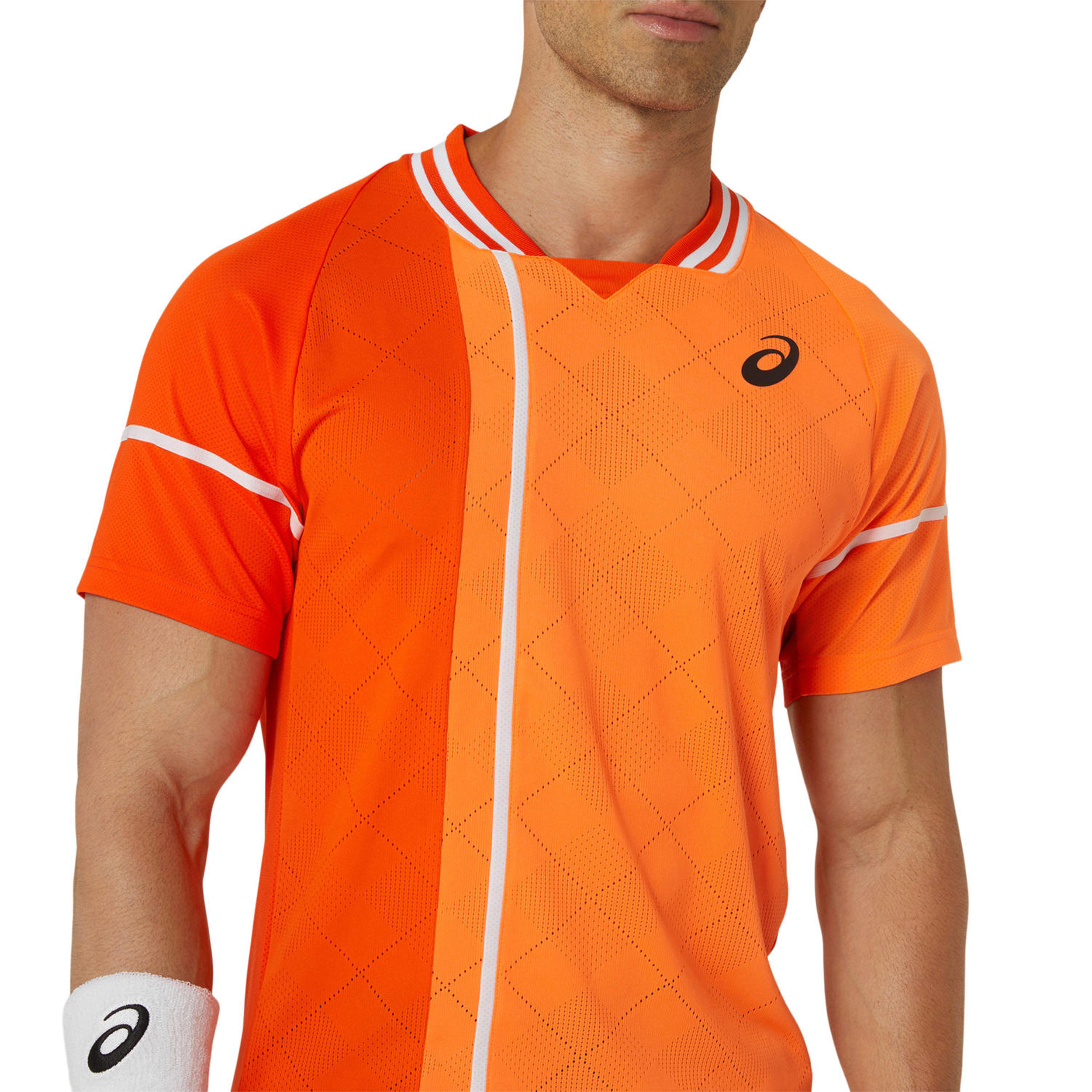 Asics t shirt homme marron sales