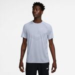 Nike Stride Tee