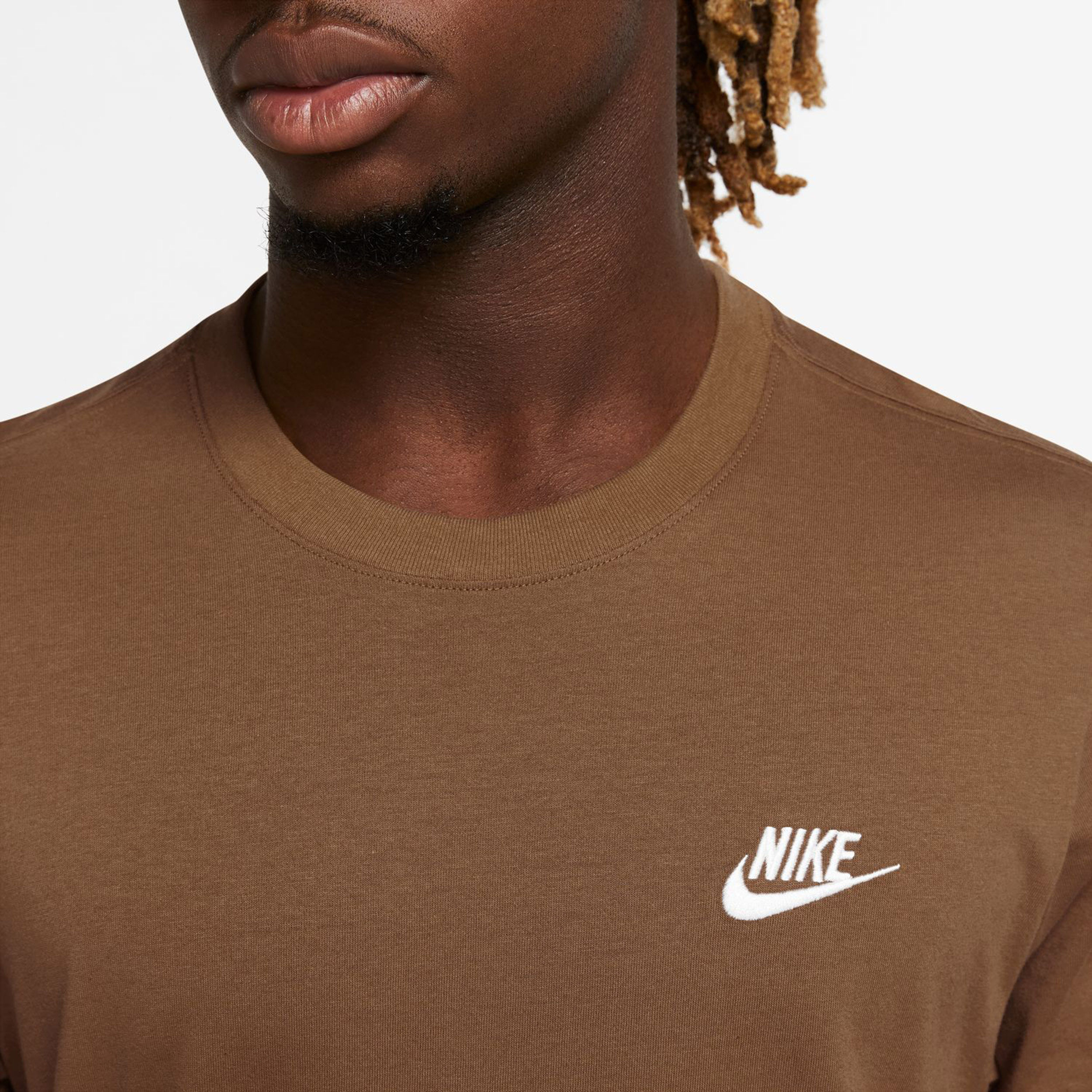 Club T Shirt Herren Braun