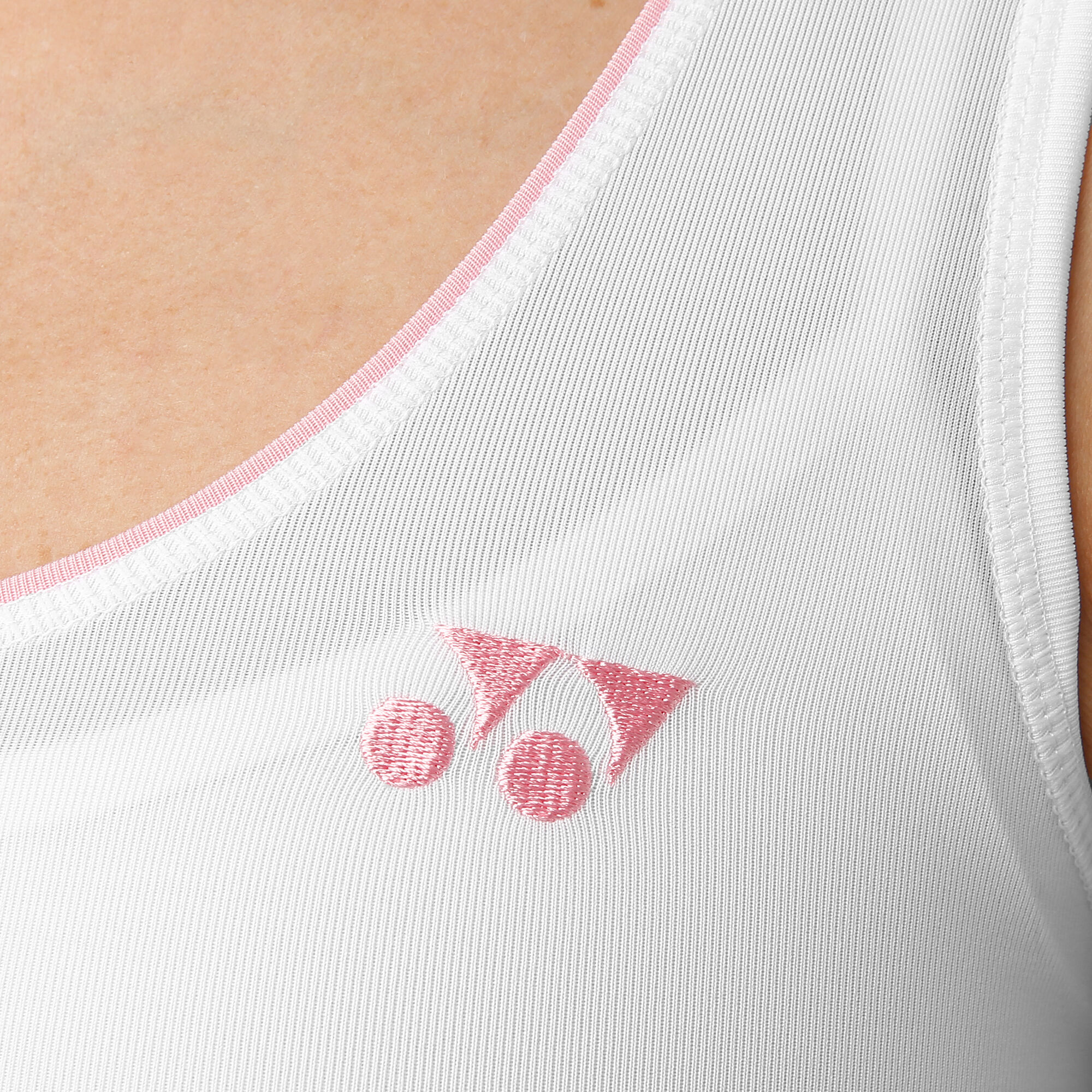 Yonex
