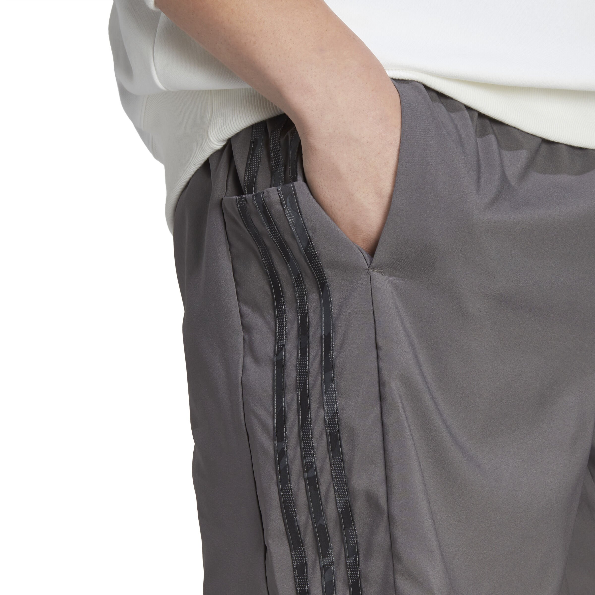 Adidas shorts sale reißverschluss