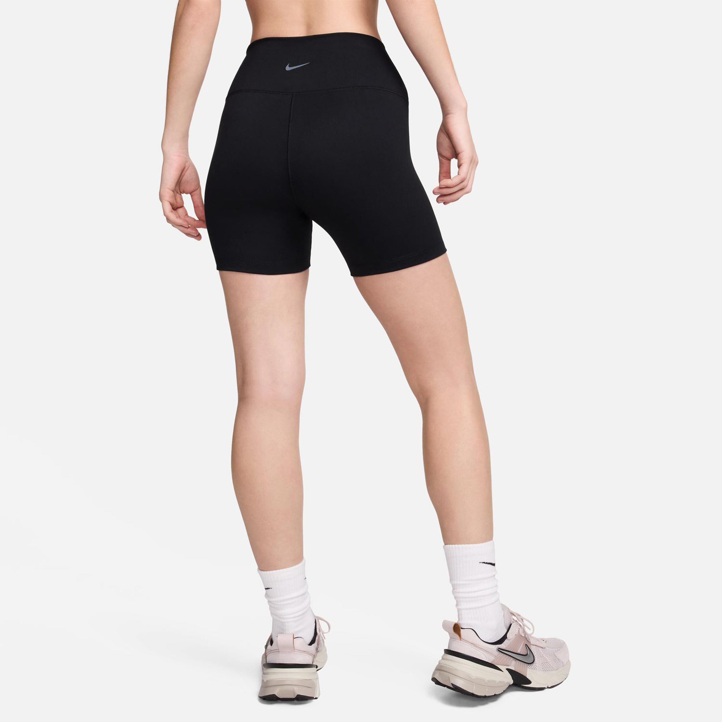 Dri Fit One High Waisted 5in Biker Shorts Damen Schwarz