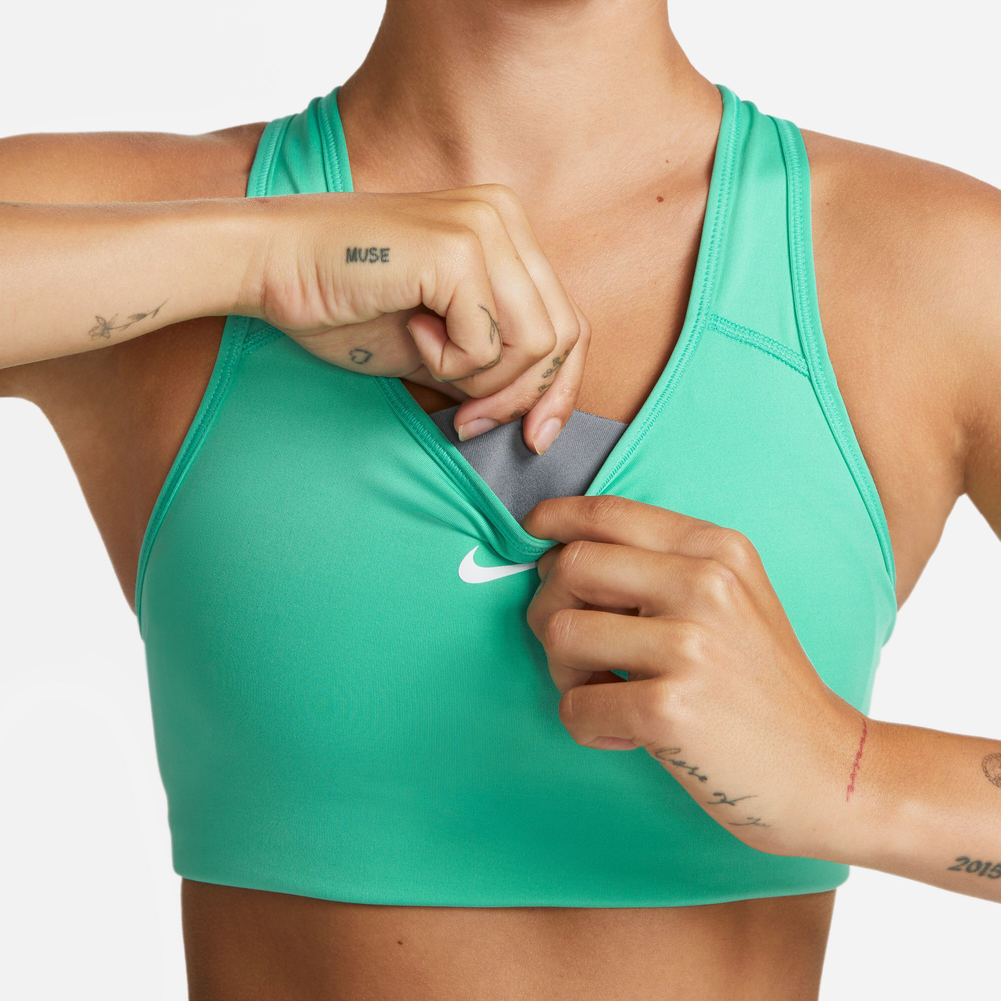 Nike Swoosh Medium Support Sport-BH Damen Mint, Weiß online kaufen