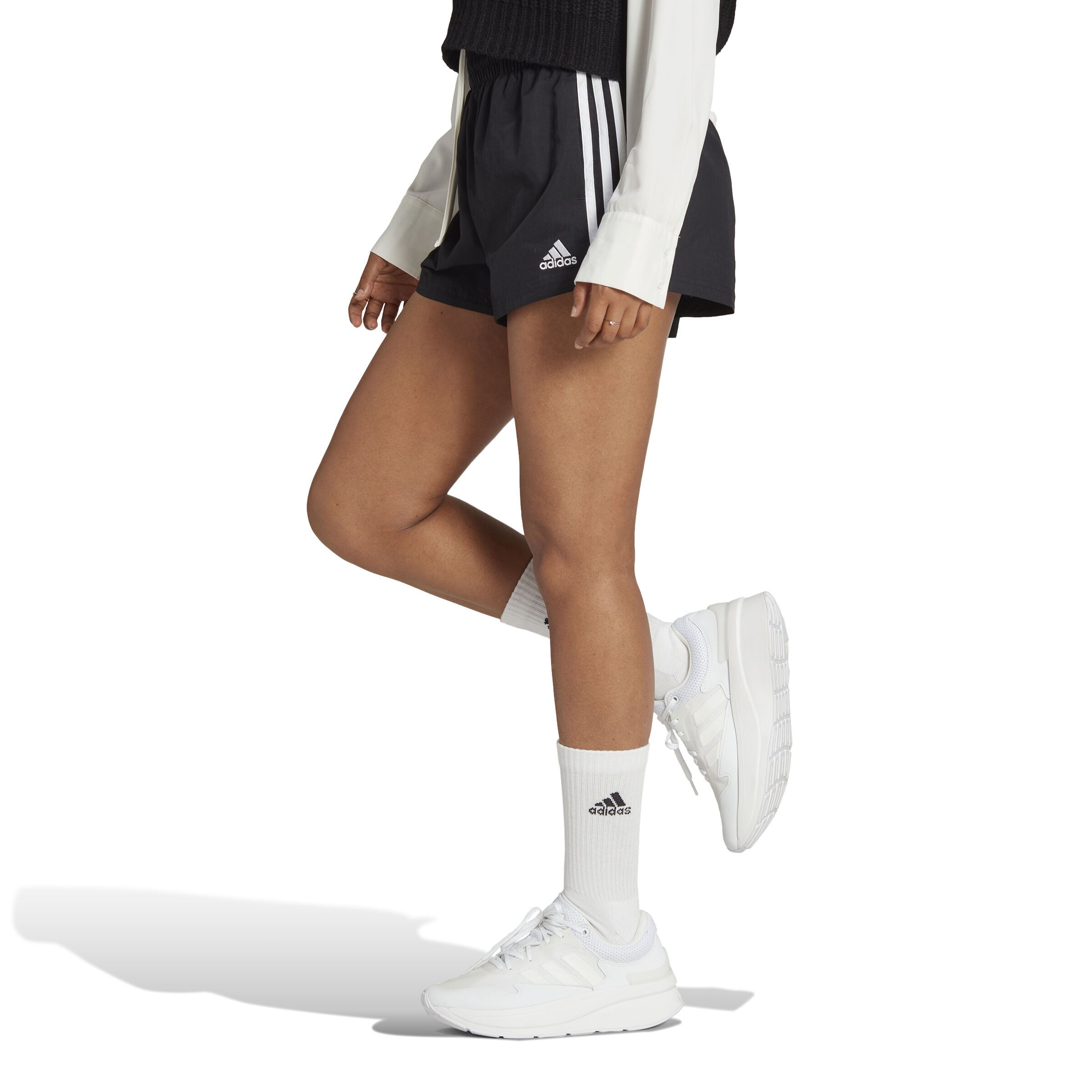 Adidas woven discount short damen