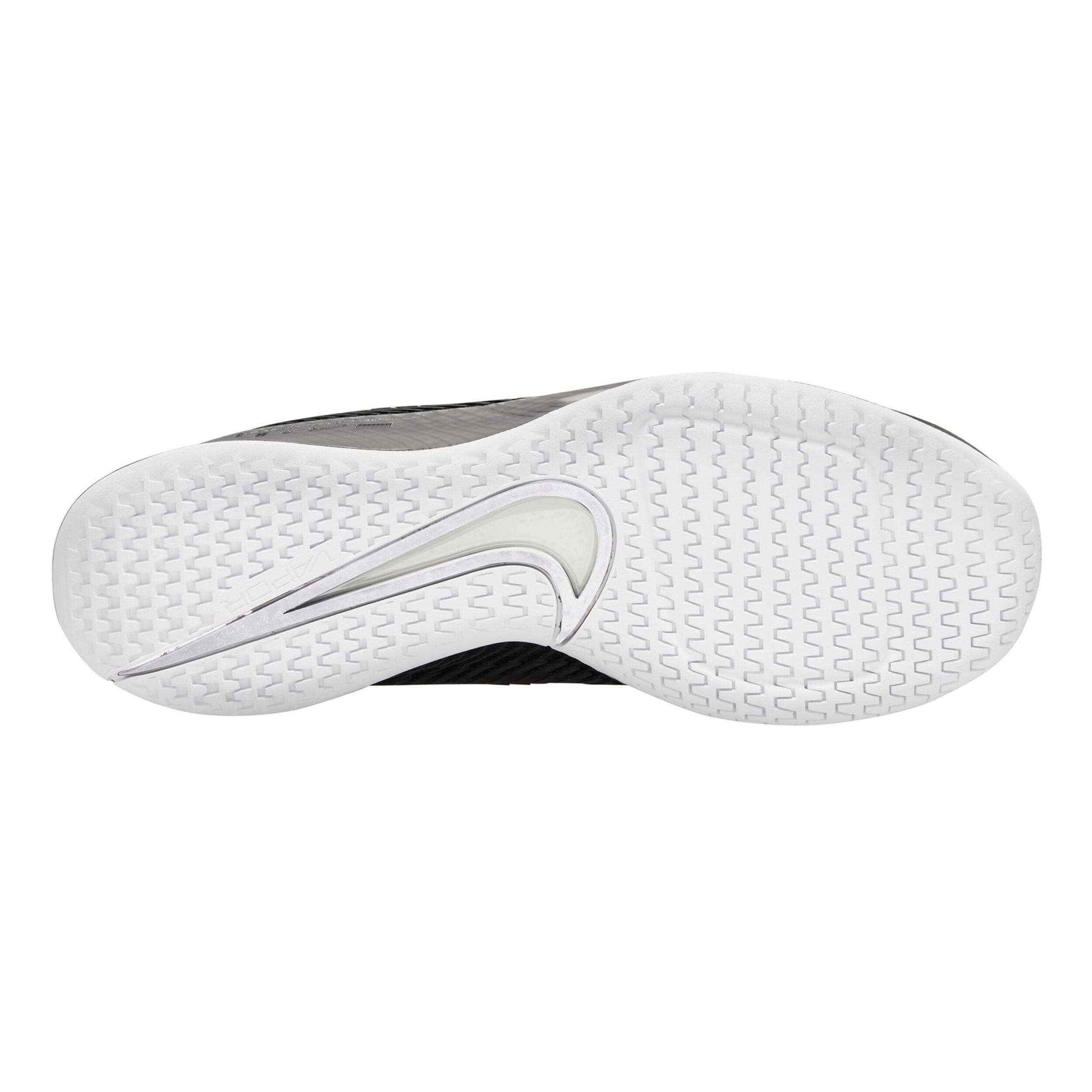 Lawn tennis on sale shoes nike
