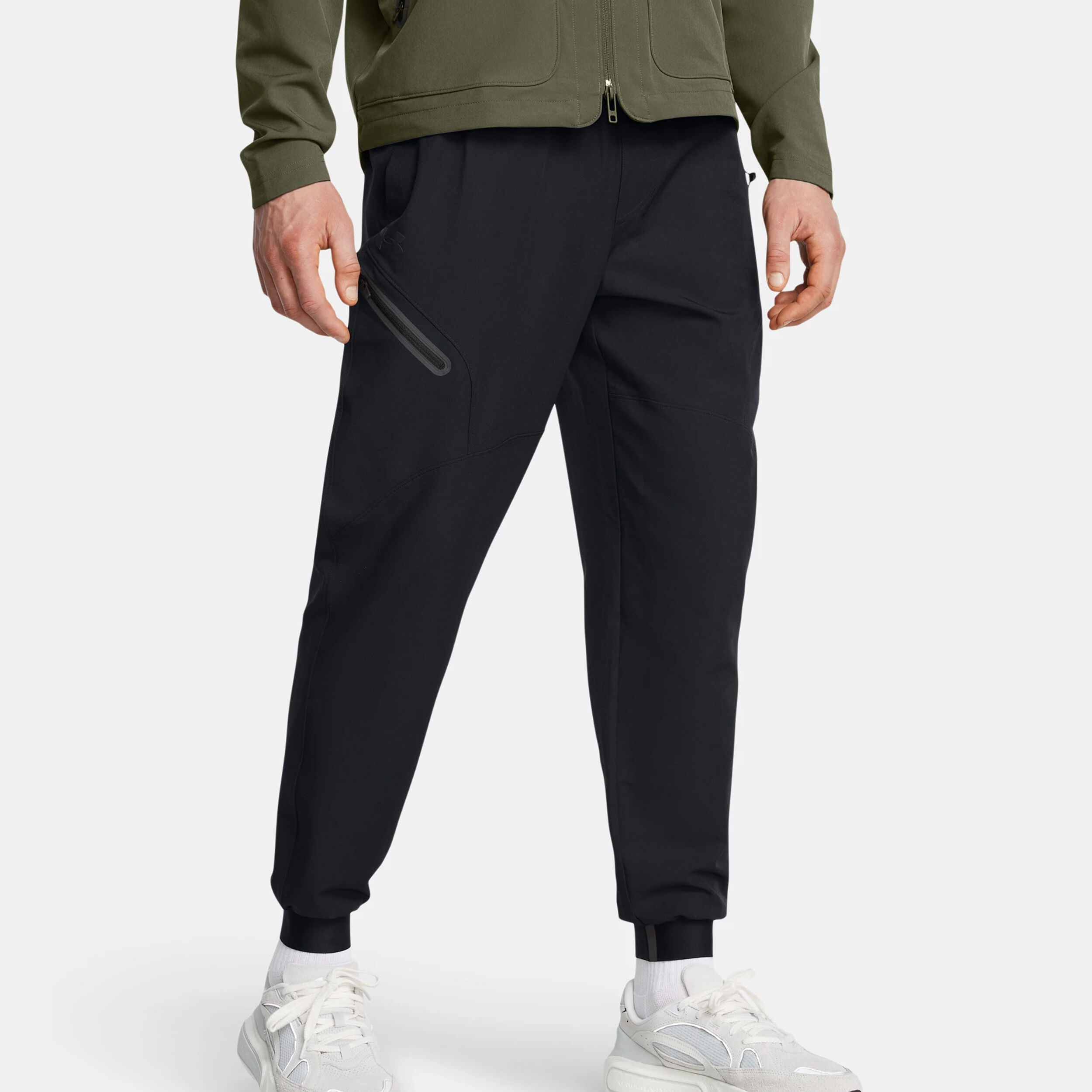 Black nike under armour discount