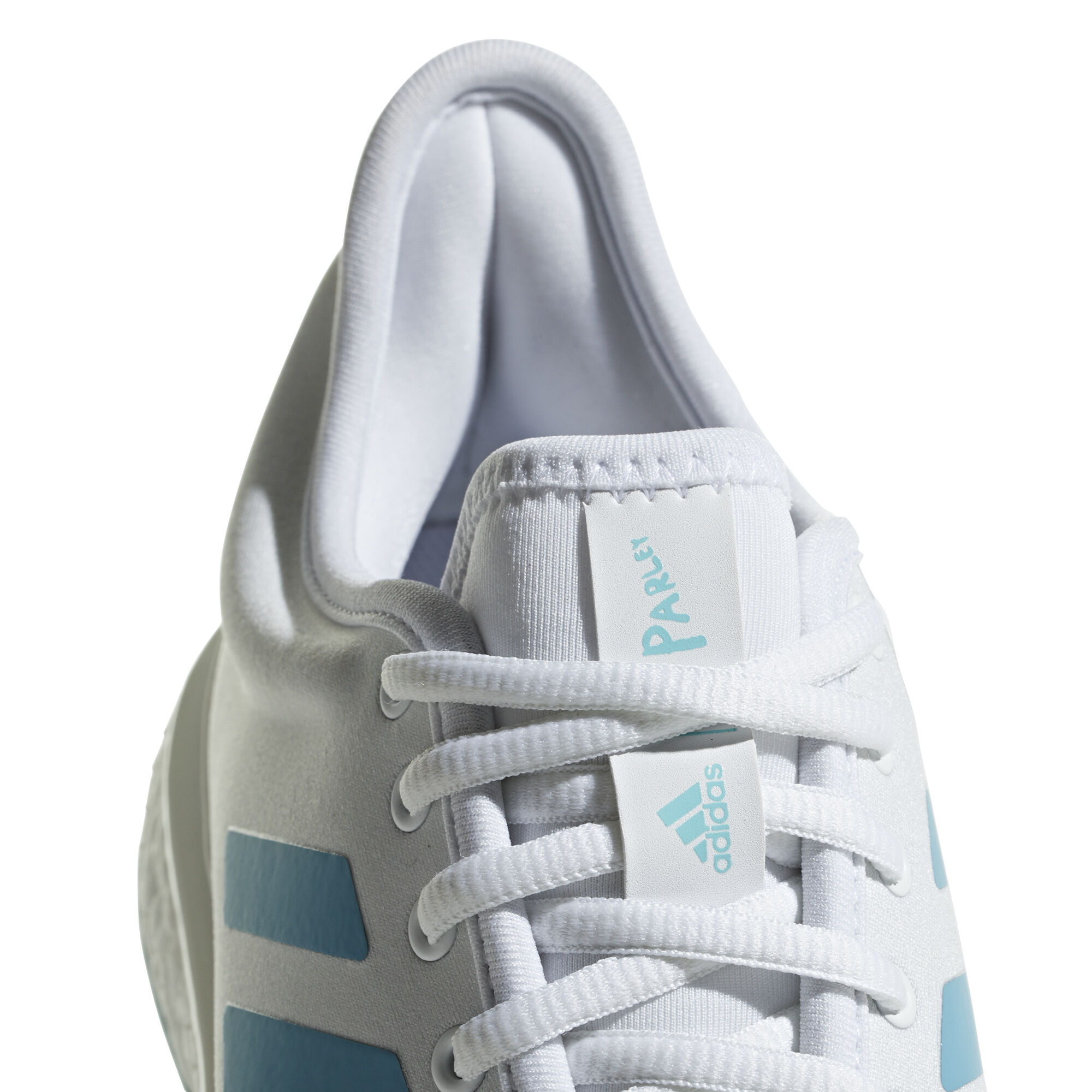 SoleCourt Boost X Parley Allcourtschuh Damen Creme Hellblau