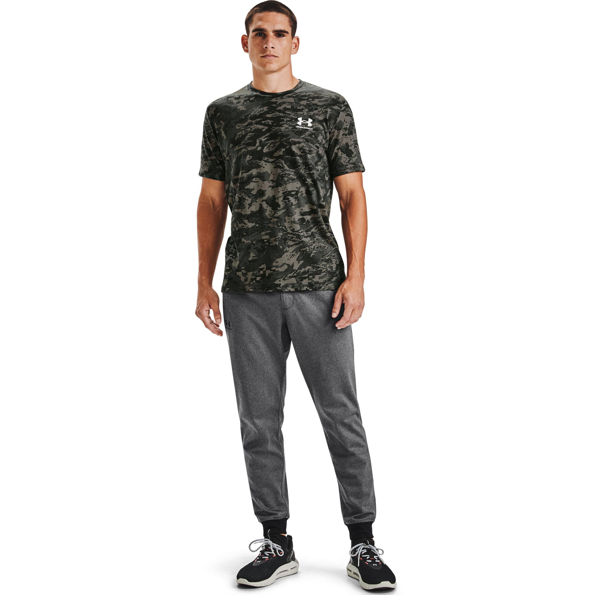 Under armour camouflage t shirt deals