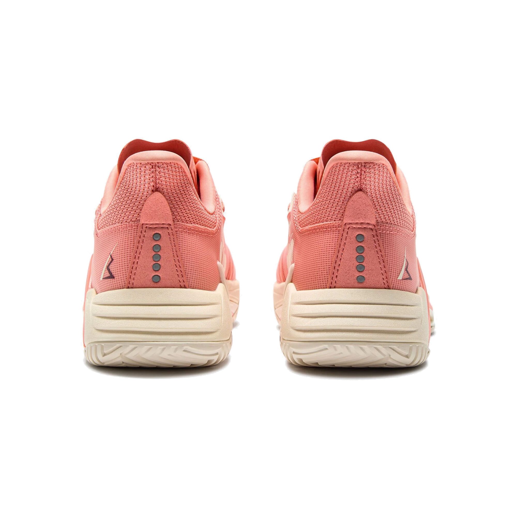 Diadora