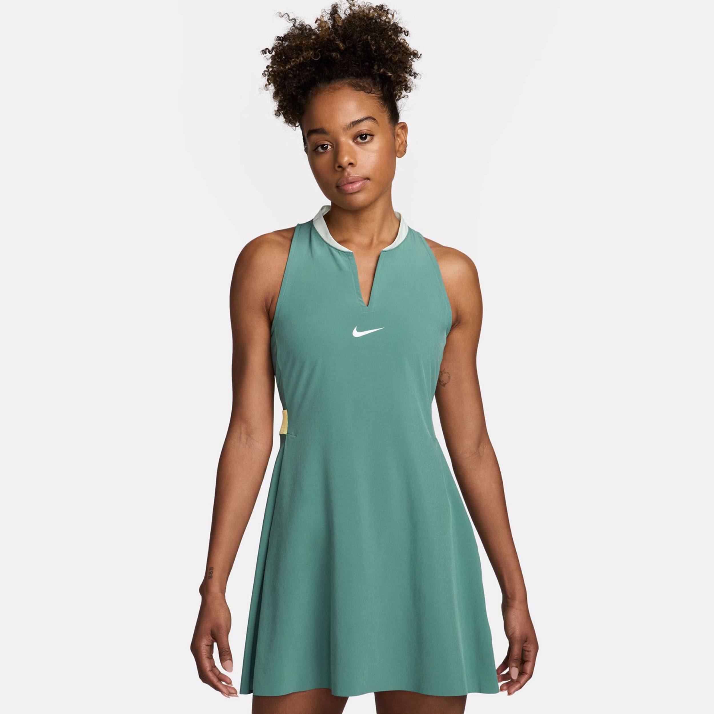 Nike Dri Fit Advantage Kleid Damen Dunkelgrun online kaufen Tennis Point DE