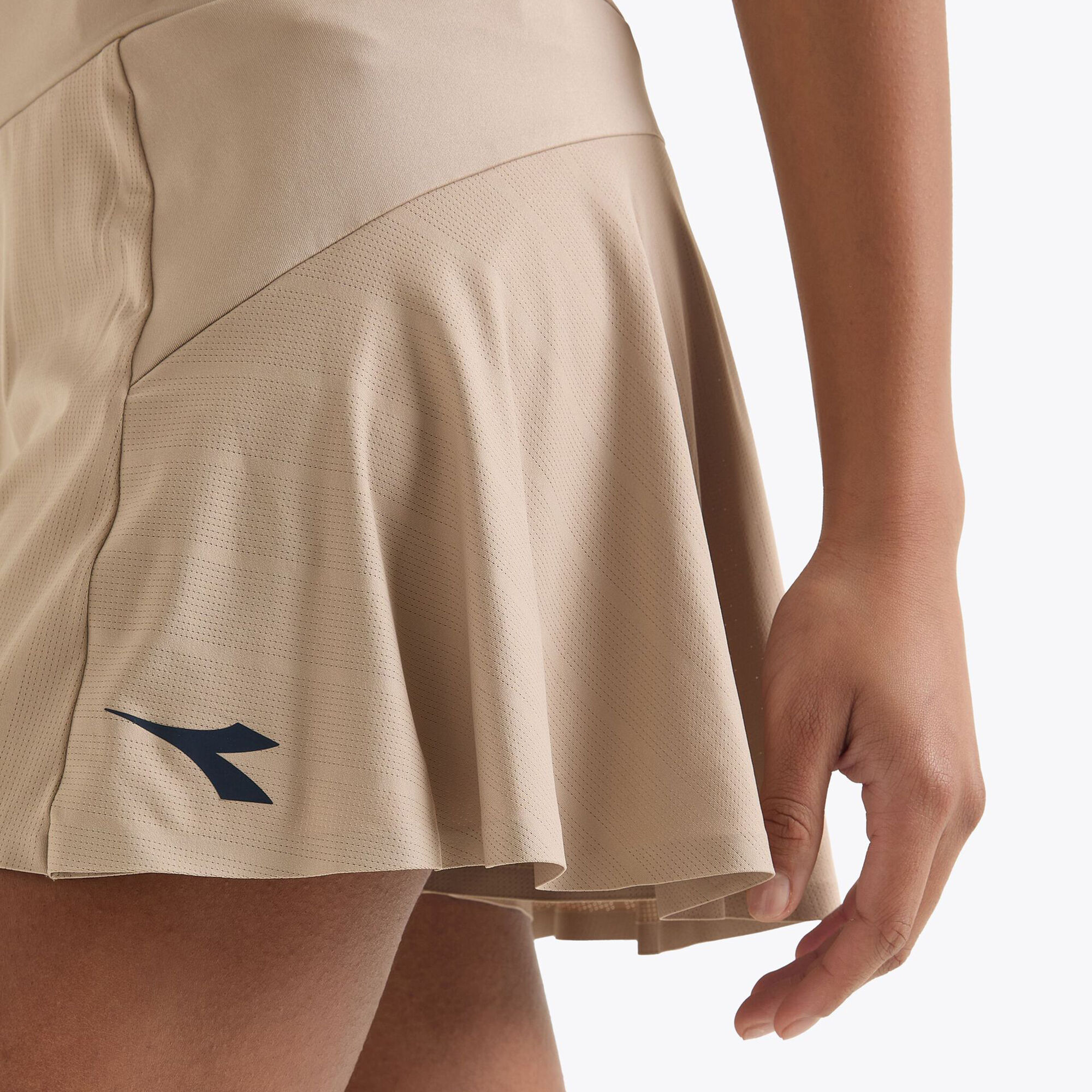 Diadora