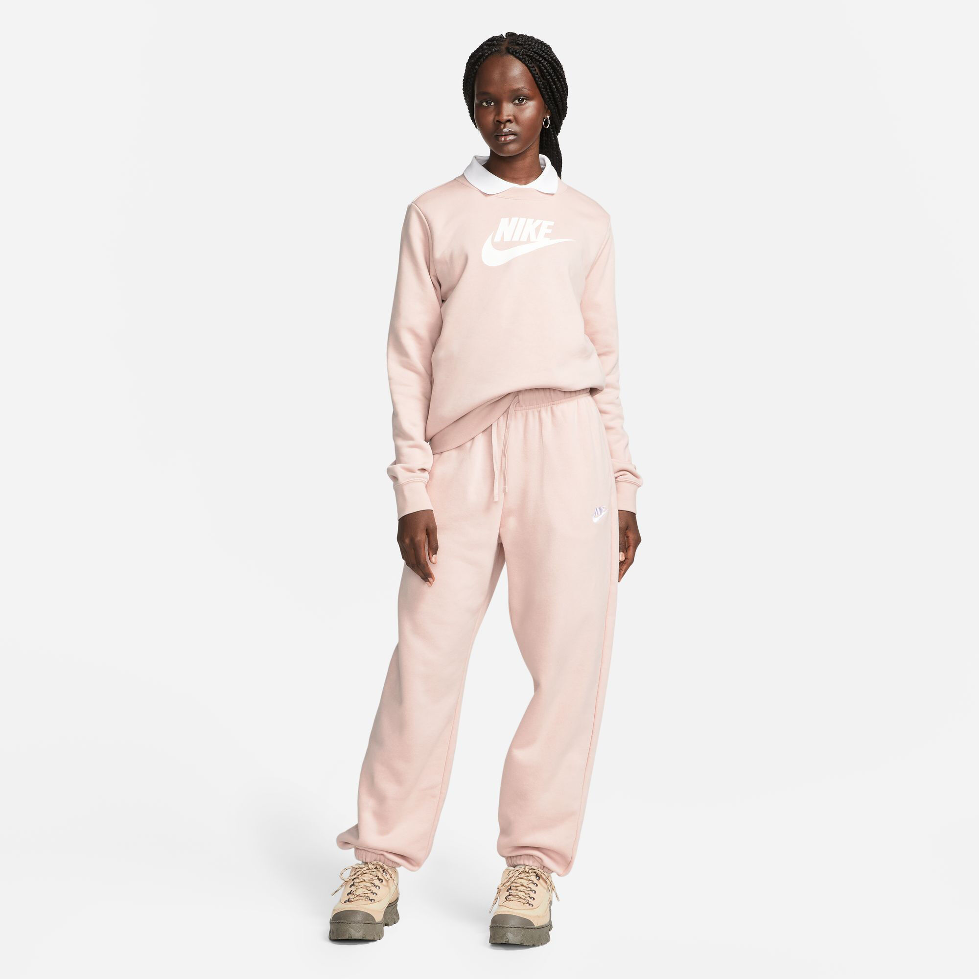 Nike Sportswear Club Fleece Mid Rise Oversized Trainingshose Damen Nude online kaufen Tennis Point DE