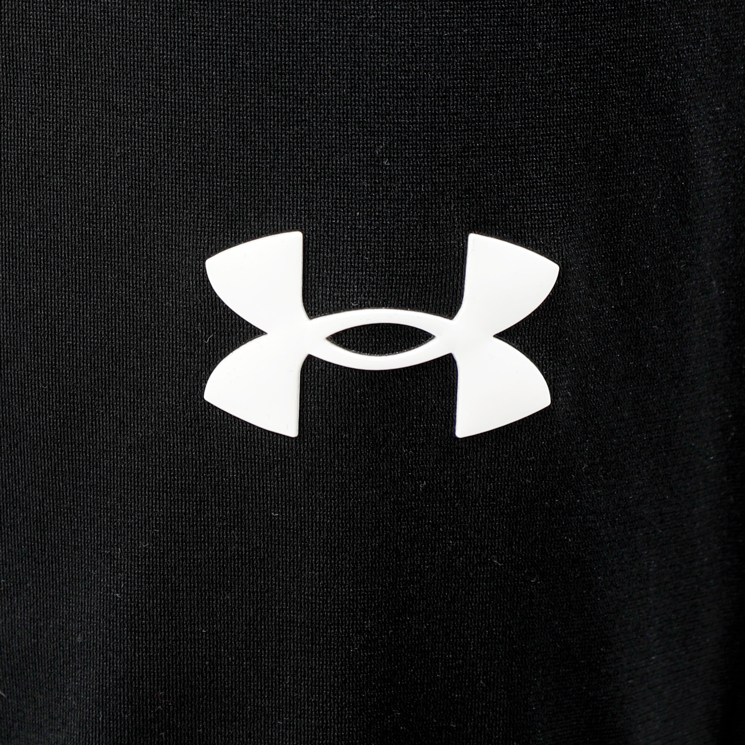 Black under armour logo hot sale