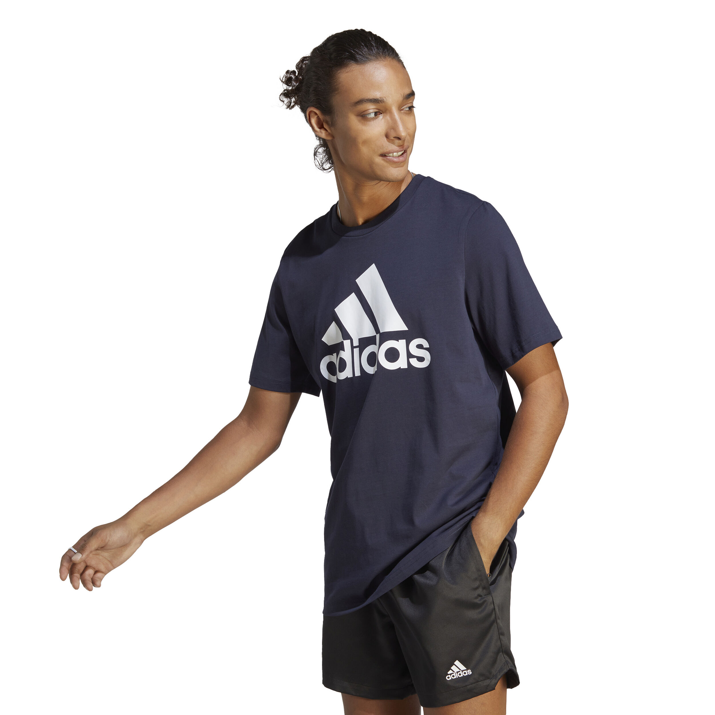 Adidas t shirt big logo discount