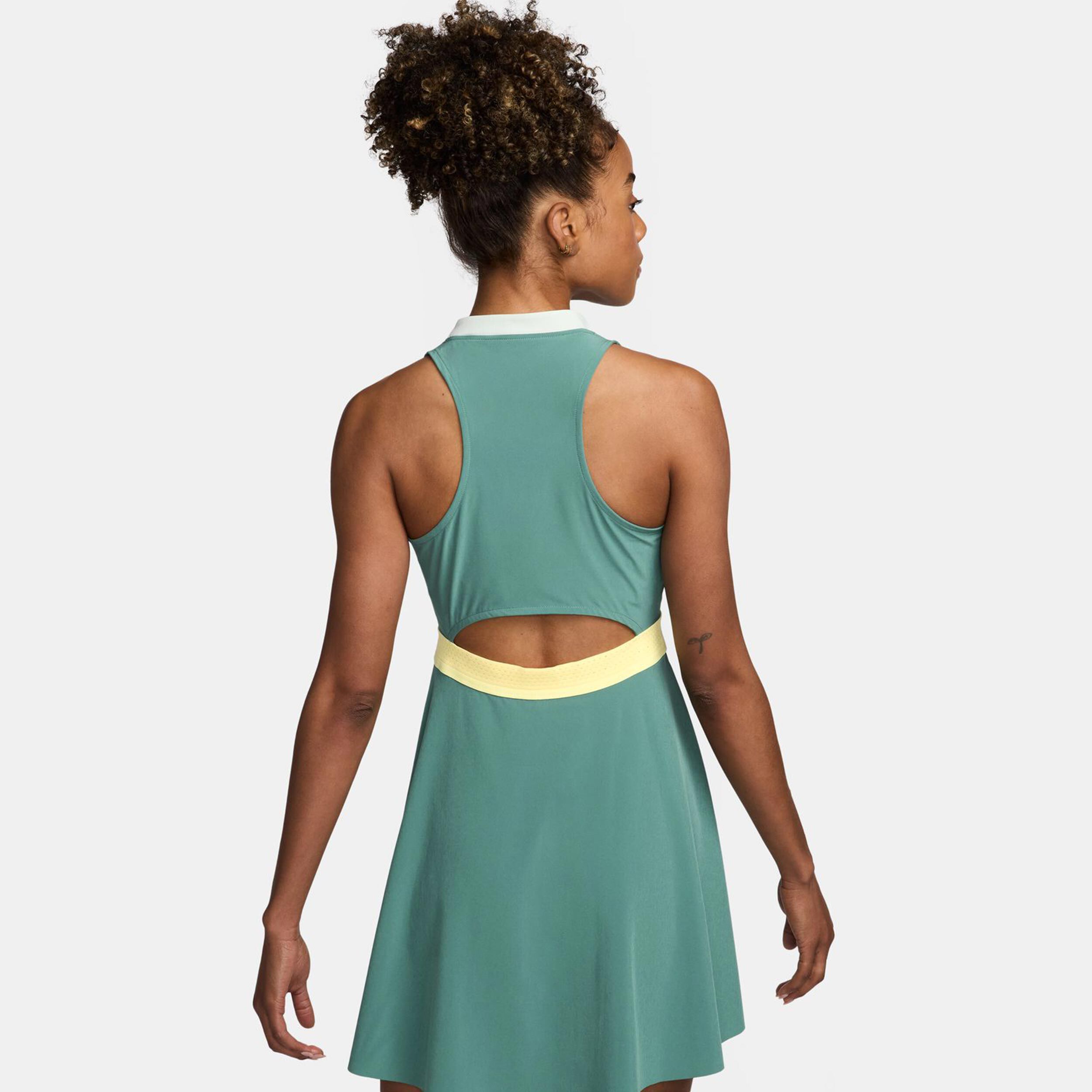 Nike Dri Fit Advantage Kleid Damen Dunkelgrun online kaufen Tennis Point DE