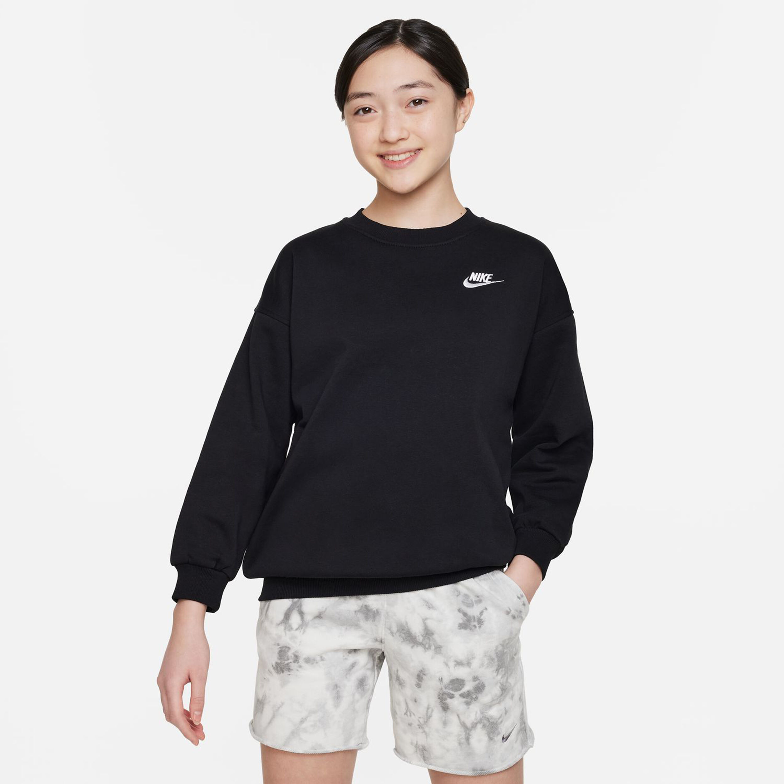Black nike crew neck sweater store